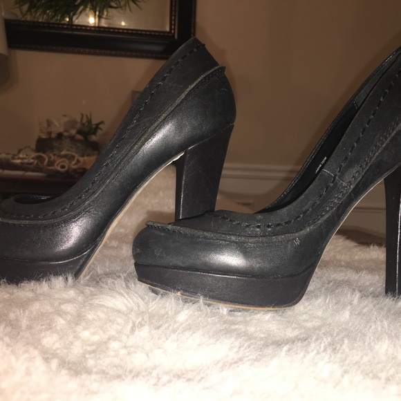 NWOT True Religion Blk Leather Platform Pump Sz6M - Picture 6 of 8
